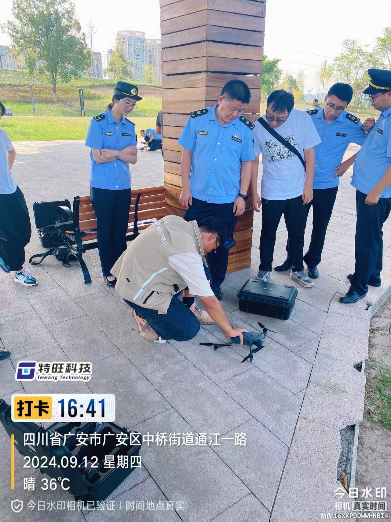 图1